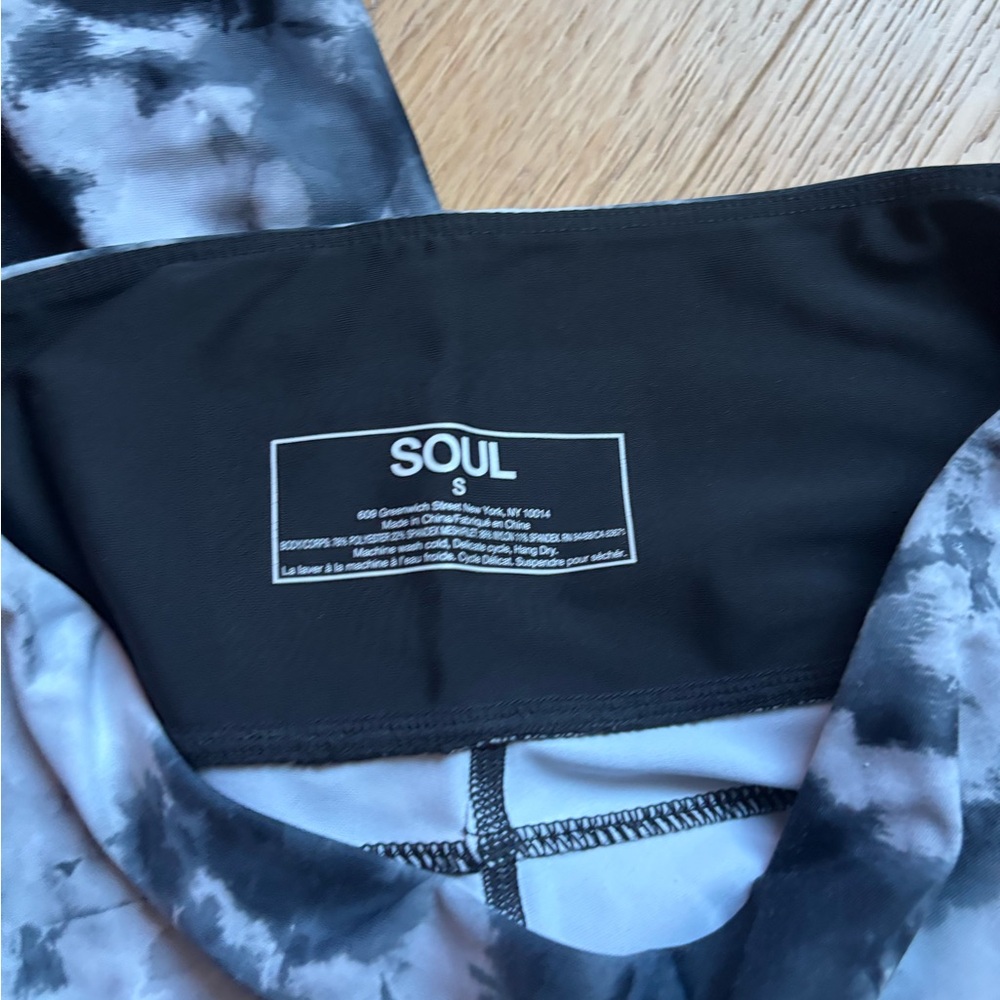 SoulCycle Blue Black White Marble leggings